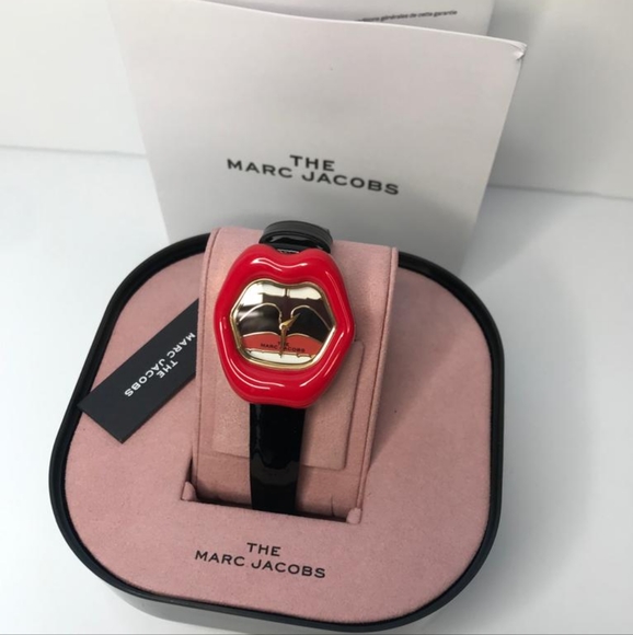 💯 Original Marc Jacobs The Lip Quartz Black Dial Ladies Watch MJ0120190889. - Picture 1 of 11